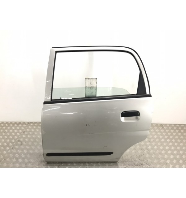 Дверь задняя левая бу для Suzuki Alto  1.1 i,  2004 г. бу контрактные купить в Спб