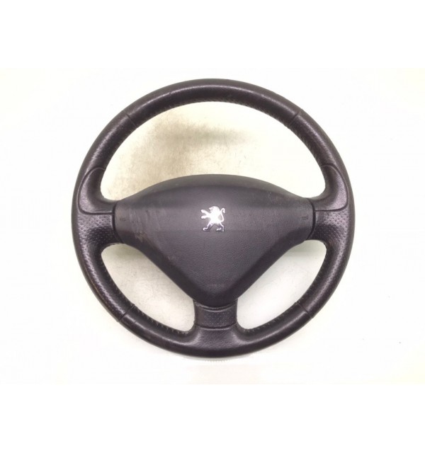 Руль бу для Peugeot 207  1.4 i,  2008 г. бу контрактные купить в Спб