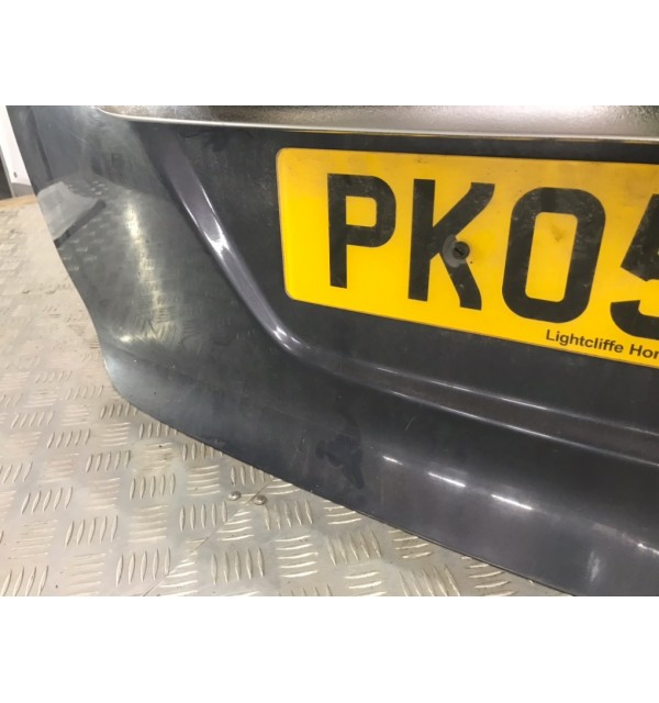 Крышка багажника бу для Honda FR-V  2.0 i,  2005 г. бу контрактные купить в Спб