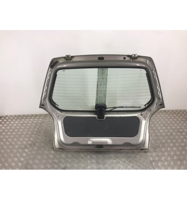 Крышка багажника бу для Suzuki Alto  1.1 i,  2004 г. бу контрактные купить в Спб