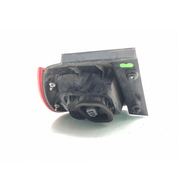 Фонарь задний правый бу для Mitsubishi Colt  1.1 i,  2008 г. бу контрактные купить в Спб