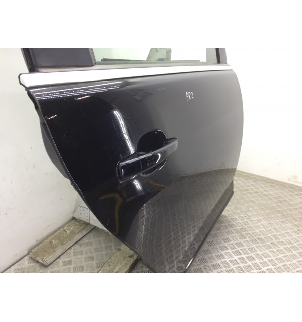 Дверь задняя правая бу для Peugeot 5008  1.6 i,  2010 г. бу контрактные купить в Спб