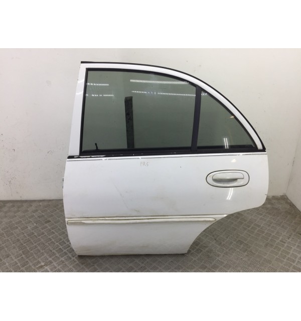 Дверь задняя левая бу для Ford Escort  2.4 i,  2001 г. бу контрактные купить в Спб