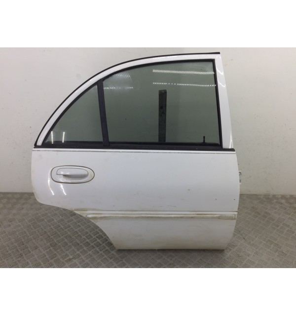 Дверь задняя правая бу для Ford Escort  2.4 i,  2001 г. бу контрактные купить в Спб