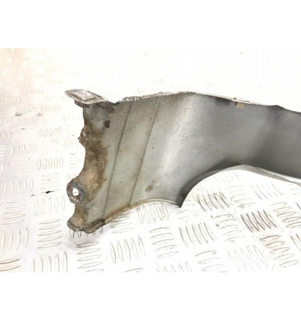 Крыло переднее правое бу для Honda Civic 7 1.6 i,  2005 г.