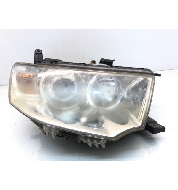 Фара правая бу для Mitsubishi L200  2.5 TD,  2013 г. бу контрактные купить в Спб