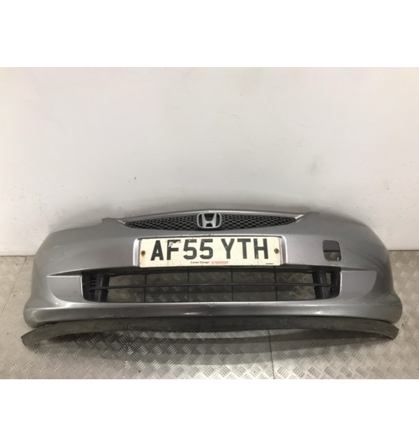 Бампер передний бу для Honda Jazz  1.3 i,  2005 г. бу контрактные купить в Спб