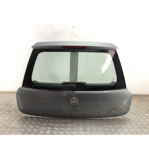 Крышка багажника бу для Fiat Punto 3 1.2 i,  2007 г. бу контрактные купить в Спб