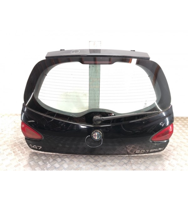 Крышка багажника бу для Alfa Romeo 147  2.0 i,  2003 г. бу контрактные купить в Спб