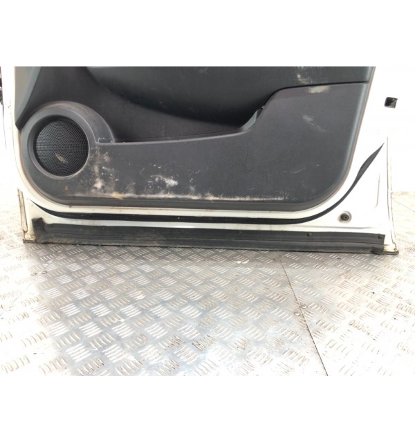 Дверь передняя правая бу для Nissan Qashqai+2  2.0 DCi,  2010 г. бу контрактные купить в Спб