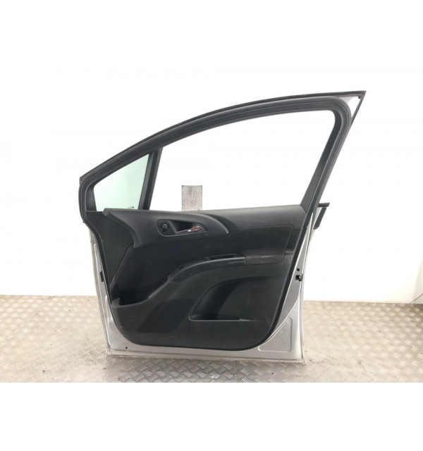 Дверь передняя правая бу для Opel Meriva B 1.4 Ti,  2011 г. бу контрактные купить в Спб