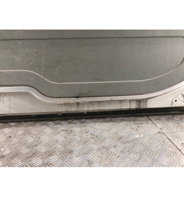 Дверь сдвижная левая бу для Opel Vivaro  1.9 DTi,  2002 г. бу контрактные купить в Спб