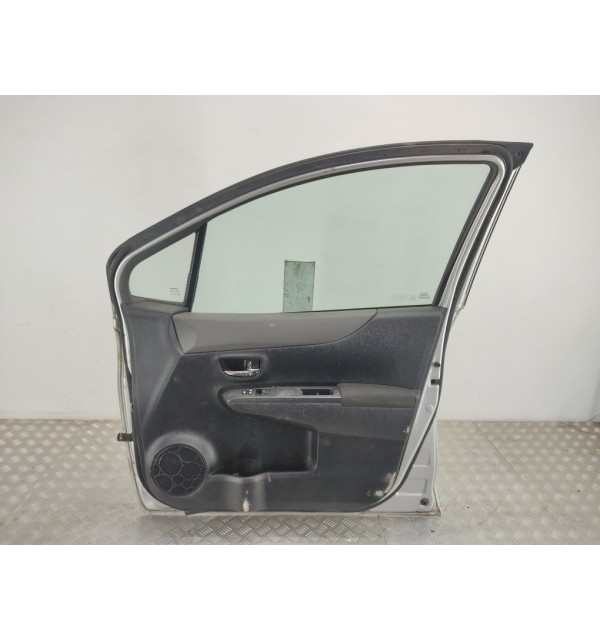 Дверь передняя правая бу для Toyota Yaris XP130 1.3 i,  2011 г. бу контрактные купить в Спб