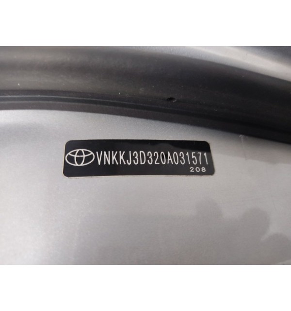 Дверь передняя правая бу для Toyota Yaris XP130 1.3 i,  2011 г. бу контрактные купить в Спб