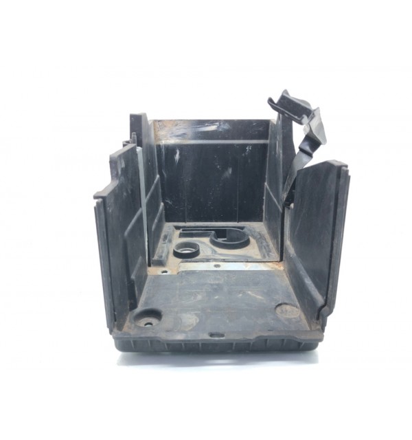 Полка аккумулятора бу для Ford Focus 2 1.8 TDCi,  2006 г. бу контрактные купить в Спб