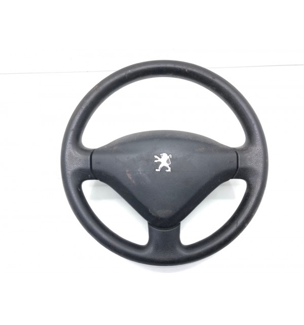 Руль бу для Peugeot 207  1.4 i,  2009 г. бу контрактные купить в Спб