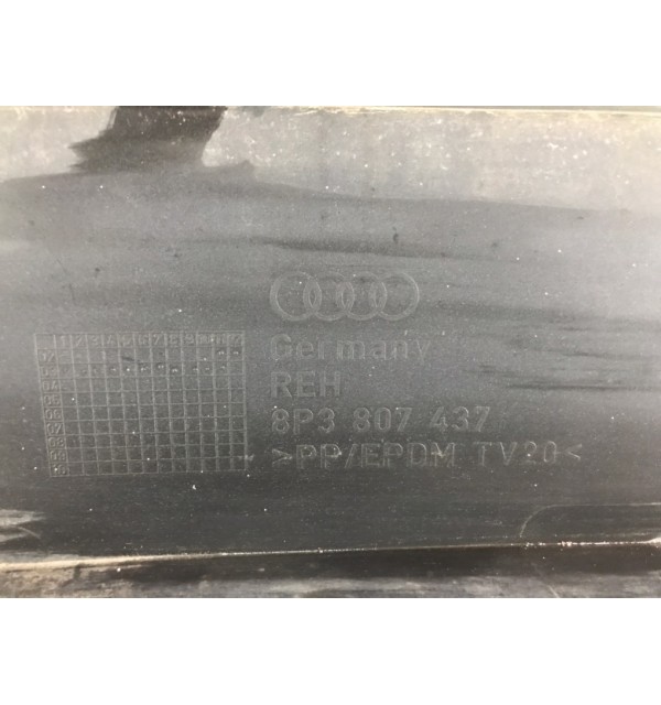 Бампер передний бу для Audi A3 8P 1.9 TDi,  2006 г.