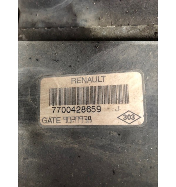 Кассета радиаторов бу для Renault Clio  1.2 i,  2005 г. бу контрактные купить в Спб