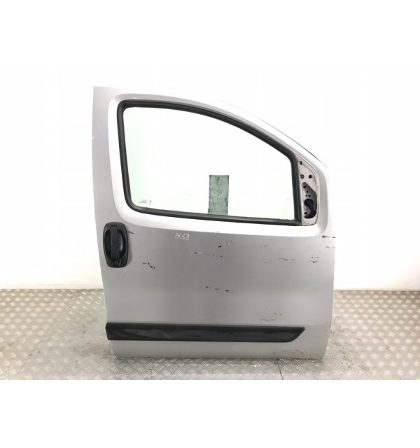 Дверь передняя правая бу для Peugeot Bipper  1.4 HDi,  2009 г. бу контрактные купить в Спб