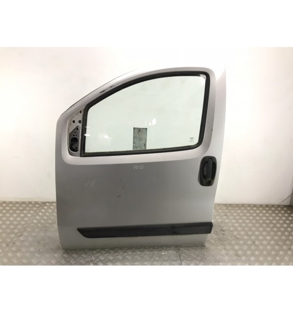 Дверь передняя левая бу для Peugeot Bipper  1.4 HDi,  2009 г. бу контрактные купить в Спб