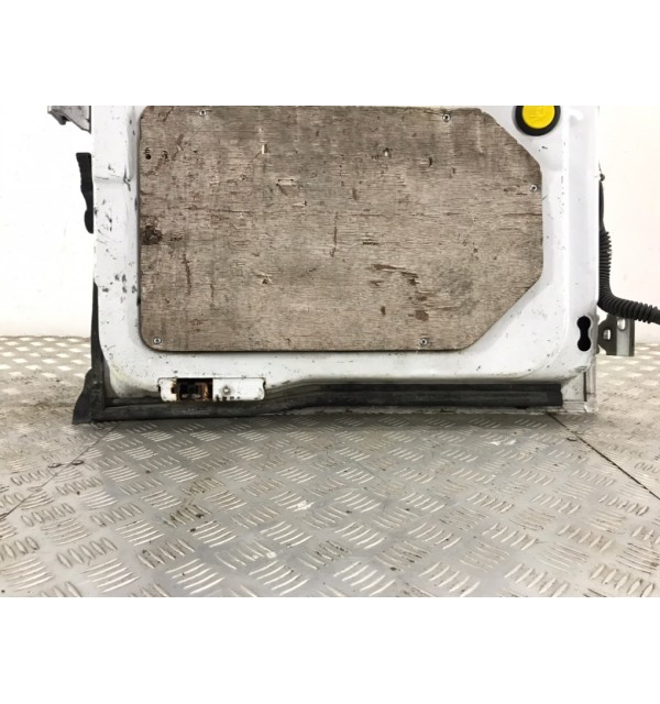 Дверь задняя распашная левая бу для Ford Transit Connect T230 1.8 TDCi,  2007 г. бу контрактные купить в Спб