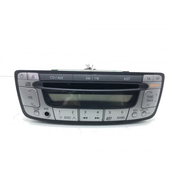 Магнитола бу для Toyota Aygo  1.0 i,  2010 г. бу контрактные купить в Спб