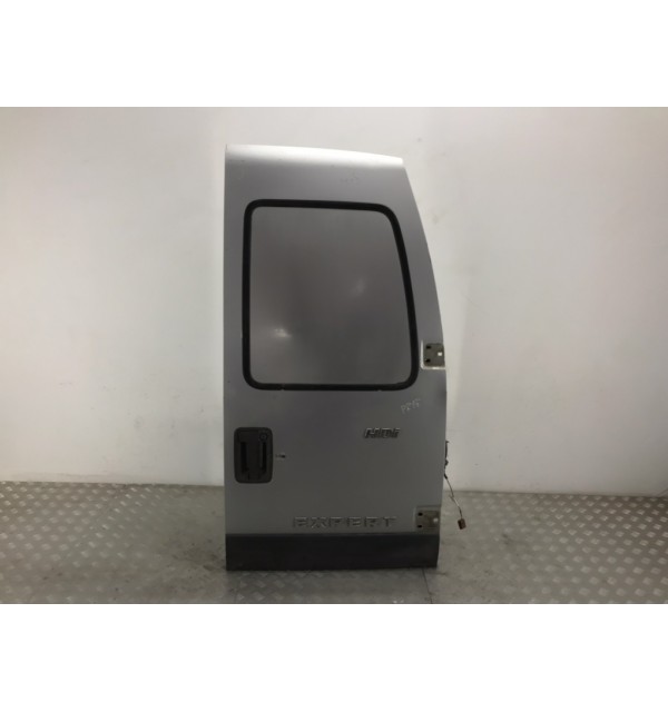 Дверь задняя распашная правая бу для Peugeot Expert  2.0 HDi,  2006 г. бу контрактные купить в Спб