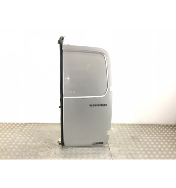 Дверь задняя распашная правая бу для Peugeot Bipper  1.4 HDi,  2009 г. бу контрактные купить в Спб