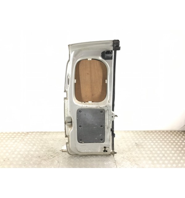 Дверь задняя распашная правая бу для Peugeot Bipper  1.4 HDi,  2009 г. бу контрактные купить в Спб