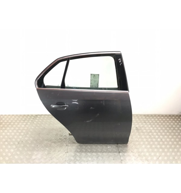 Дверь задняя правая бу для Volkswagen Jetta  2.0 TDi,  2005 г. бу контрактные купить в Спб