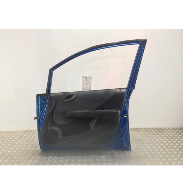 Дверь передняя правая бу для Honda Jazz  1.3 i,  2004 г. бу контрактные купить в Спб