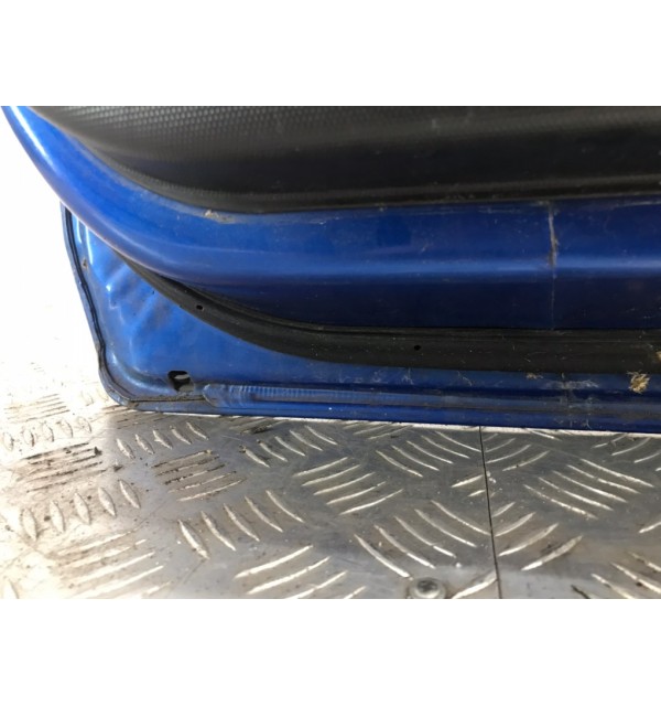 Дверь передняя правая бу для Honda Jazz  1.3 i,  2004 г. бу контрактные купить в Спб