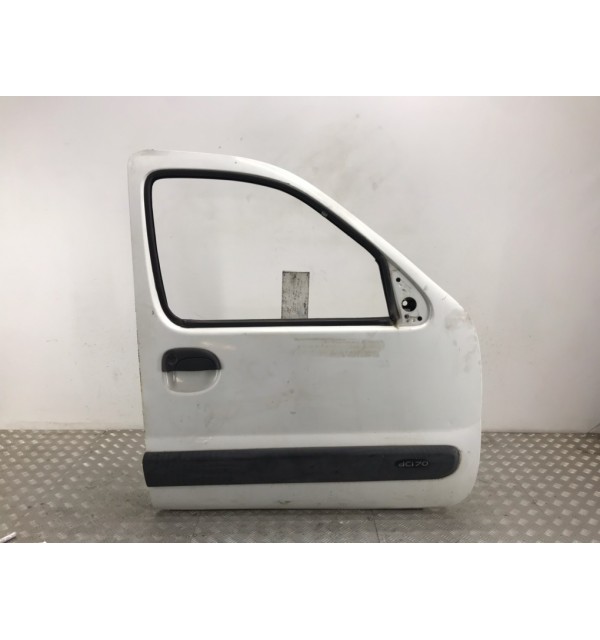 Дверь передняя правая бу для Renault Kangoo  1.5 DCi,  2005 г. бу контрактные купить в Спб