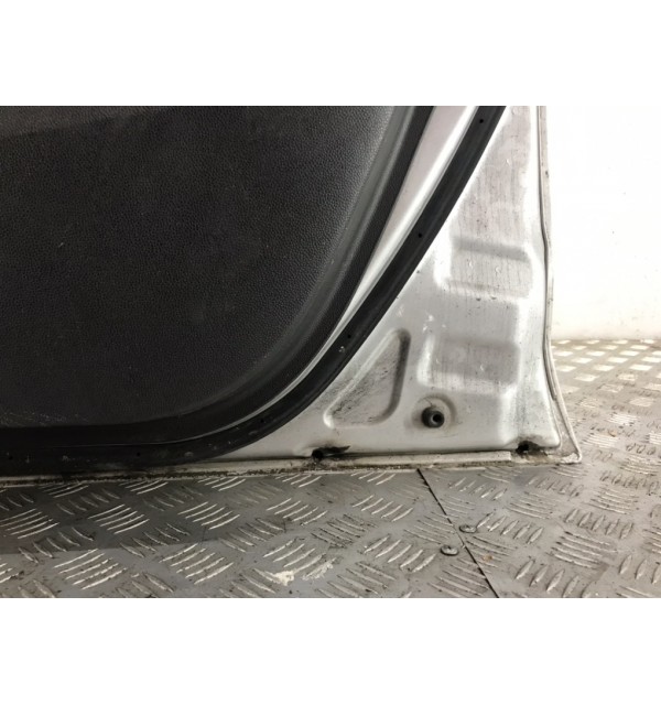 Дверь передняя правая бу для Opel Agila  1.2 i,  2008 г. бу контрактные купить в Спб