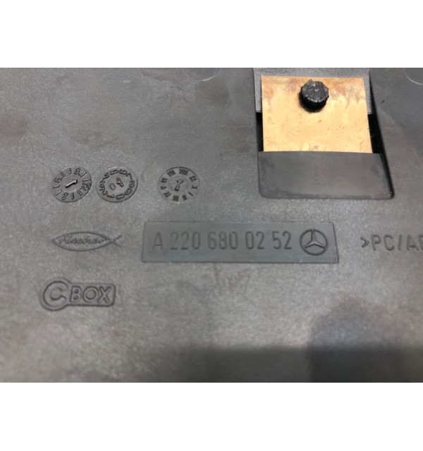 Пепельница бу для Mercedes S W220 3.2 CDi,  2002 г. бу контрактные купить в Спб