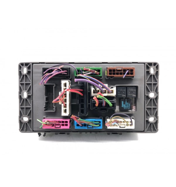 Блок предохранителей бу для Mini One R50 1.4 TD,  2005 г. бу контрактные купить в Спб
