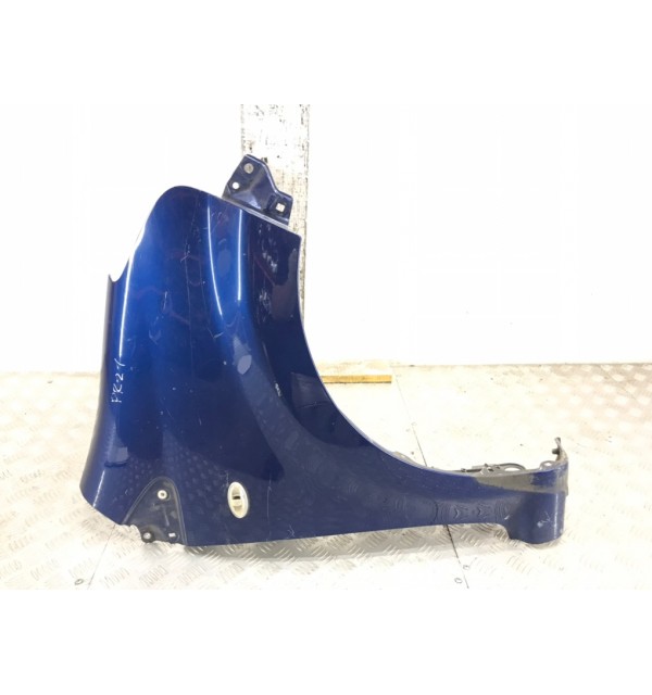 Крыло переднее правое бу для Toyota Aygo  1.0 i,  2007 г. бу контрактные купить в Спб
