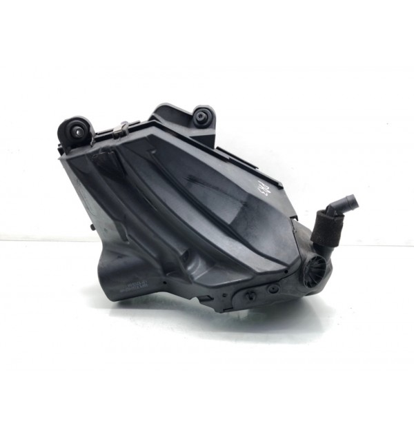 Корпус воздушного фильтра бу для BMW 3 E90/E91/E92/E93 2.0 TD,  2008 г. бу контрактные купить в Спб