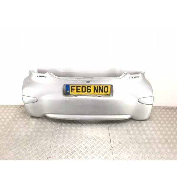 Бампер задний бу для Toyota Aygo  1.0 i,  2006 г. бу контрактные купить в Спб