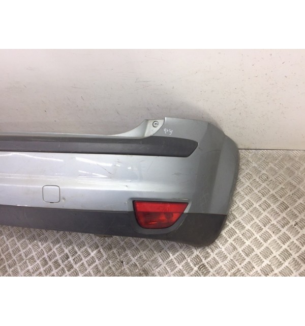 Бампер задний бу для Ford Focus  1.6 i,  2005 г.