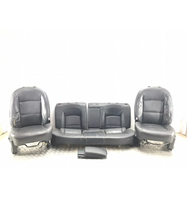 Салон (комплект сидений) бу для Nissan Qashqai  1.6 i,  2007 г. бу контрактные купить в Спб