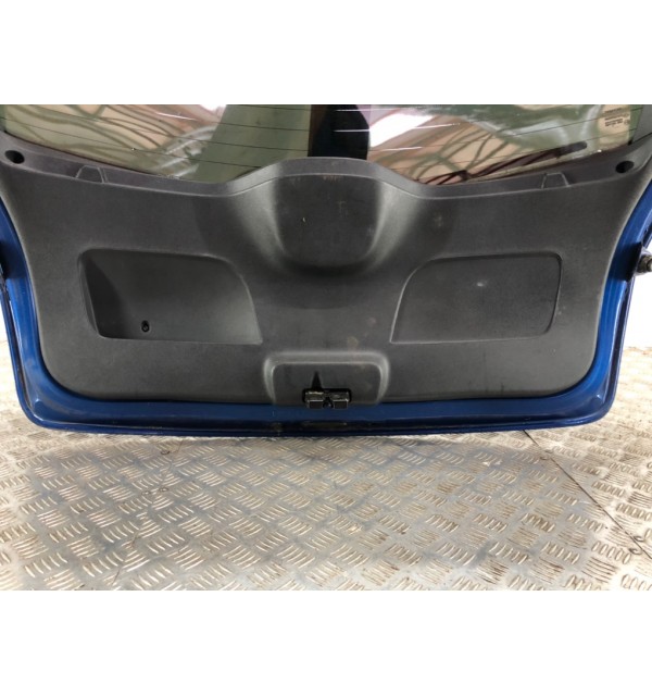 Крышка багажника бу для Renault Clio  1.2 i,  2009 г. бу контрактные купить в Спб