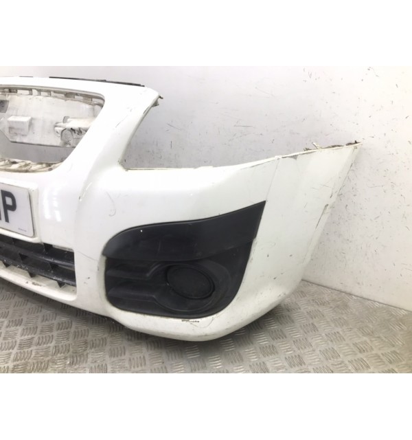 Бампер передний бу для Citroen C2  1.4 HDi,  2009 г. бу контрактные купить в Спб