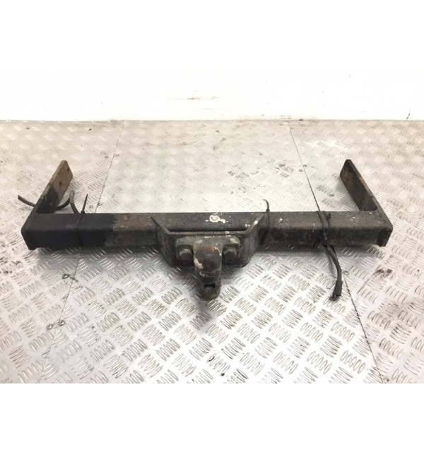 Прицепное устройство (фаркоп) бу для Ford Transit 350 2.4 TDi,  2005 г. бу контрактные купить в Спб