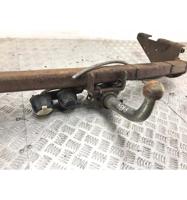 Прицепное устройство (фаркоп) бу для Jaguar S-Type  2.5 i,  2002 г. бу контрактные купить в Спб