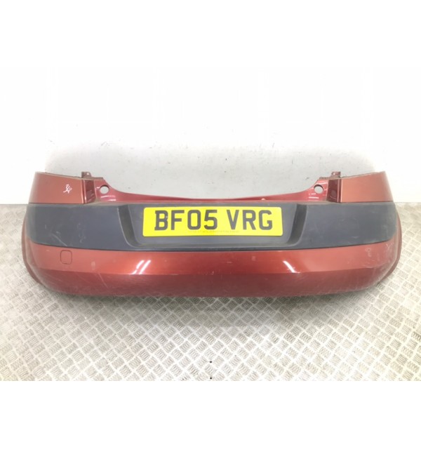 Бампер задний бу для Renault Megane  1.4 i,  2005 г. бу контрактные купить в Спб