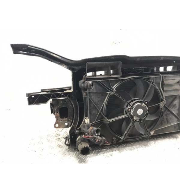 Панель передняя (телевизор) бу для Volkswagen Golf 5 1.9 TDi,  2008 г. бу контрактные купить в Спб