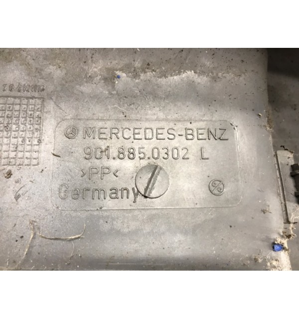 Клык бампера задний левый бу для Mercedes Sprinter  2.2 CDi,  2000 г. бу контрактные купить в Спб