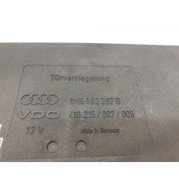 Блок комфорта бу для Audi TT 8N 1.8 Ti,  2000 г. бу контрактные купить в Спб