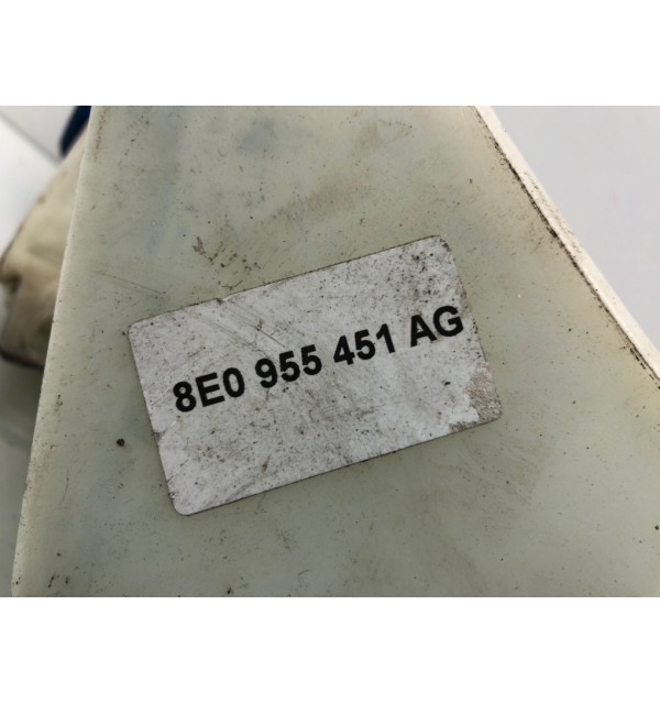 Бачок омывателя бу для Audi A4 B6 1.9 TDi,  2004 г. бу контрактные купить в Спб